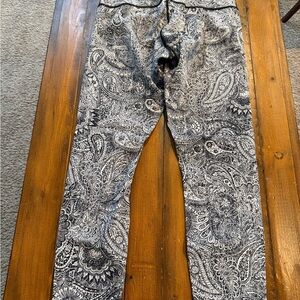 lululemon athletica Black & White Paisley Leggings